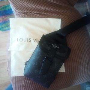 Louis Vuitton Saumur Sling Bag